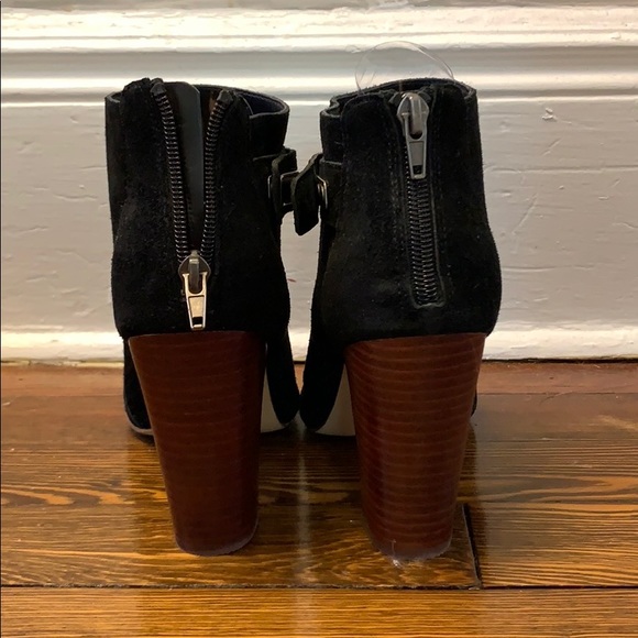 Dolce Vita Black Suede booties - Picture 2 of 4